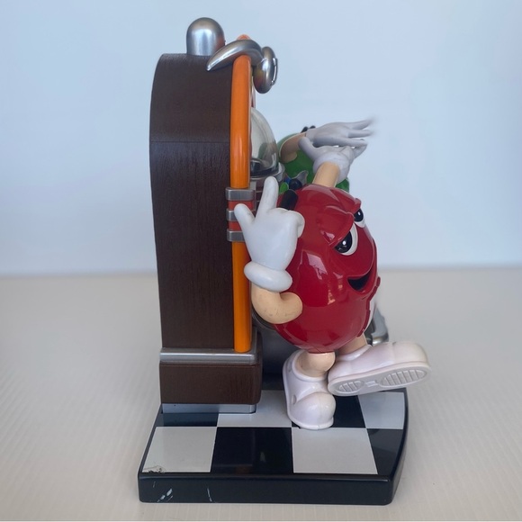 M&M’s Rock'n Roll Cafe Jukebox Candy Dispenser Limited Edition Collectib… - Picture 4 of 11